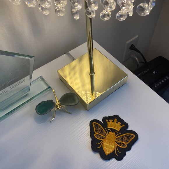 Iron on patch - Picture 2 of 2